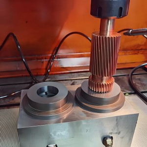 C-axis discharge machining mold core